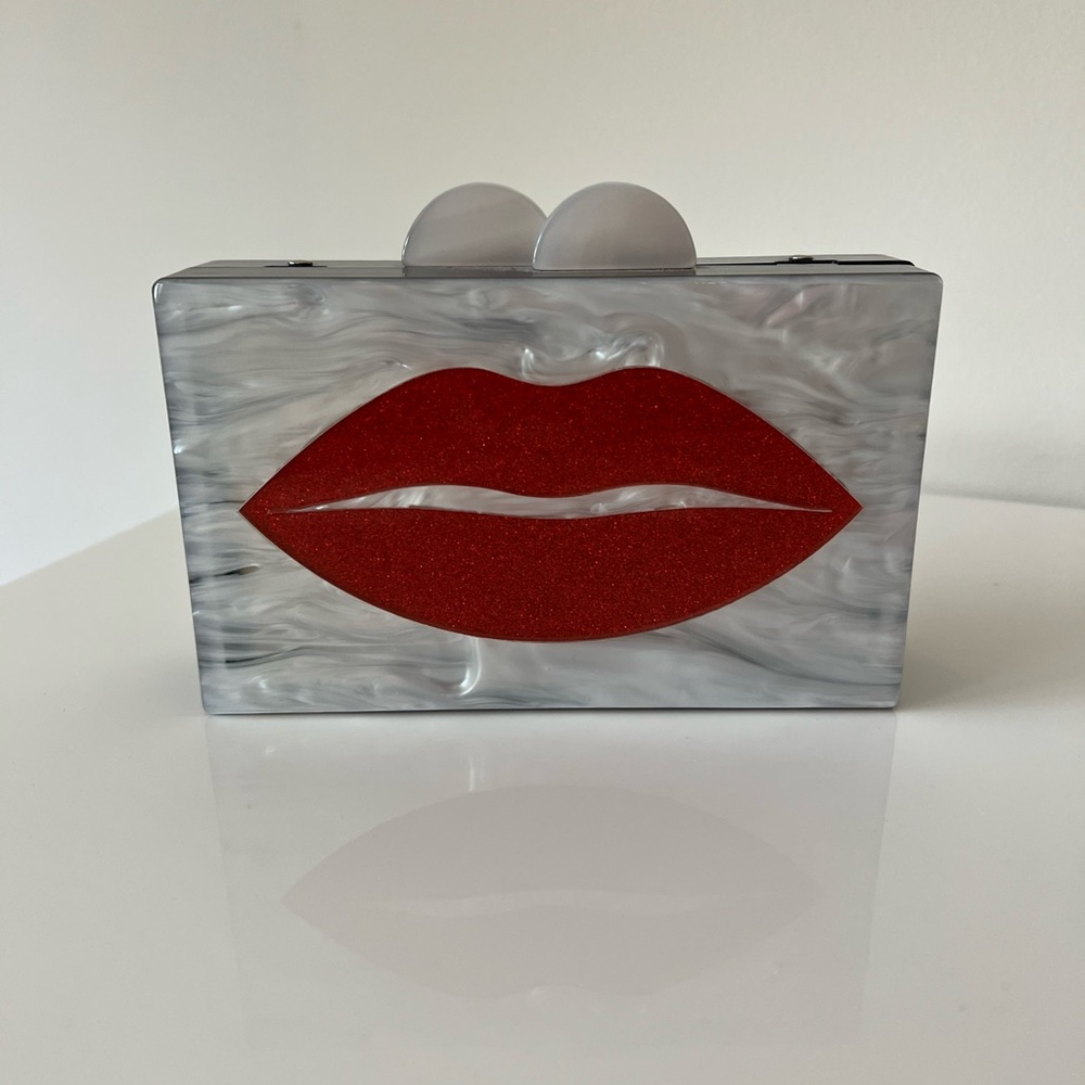 Lips Clutch